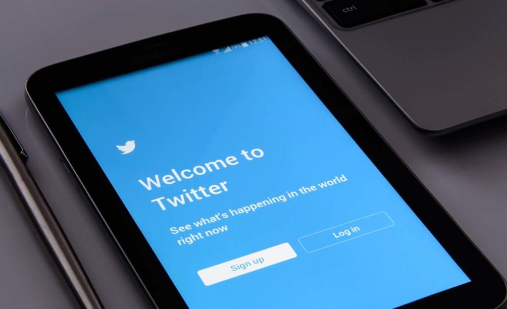 Twitter: društvena mreža za promociju i mikro-bloging